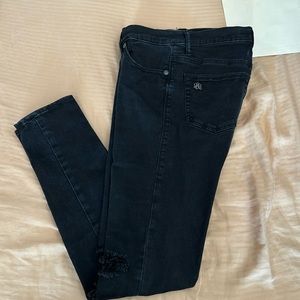 Rock & Republic Black Skinny Jeans